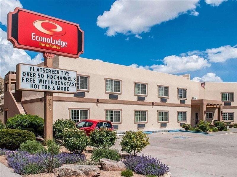 Econo Lodge Inn & Suites Santa Fe Bagian luar foto