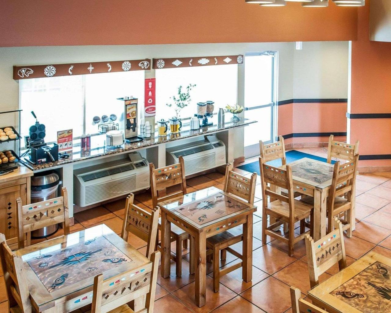 Econo Lodge Inn & Suites Santa Fe Bagian luar foto