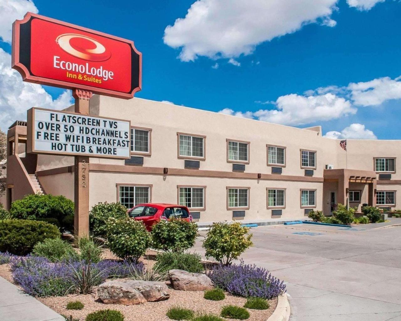 Econo Lodge Inn & Suites Santa Fe Bagian luar foto