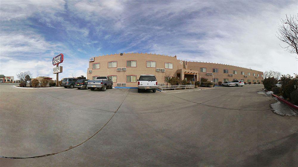 Econo Lodge Inn & Suites Santa Fe Bagian luar foto